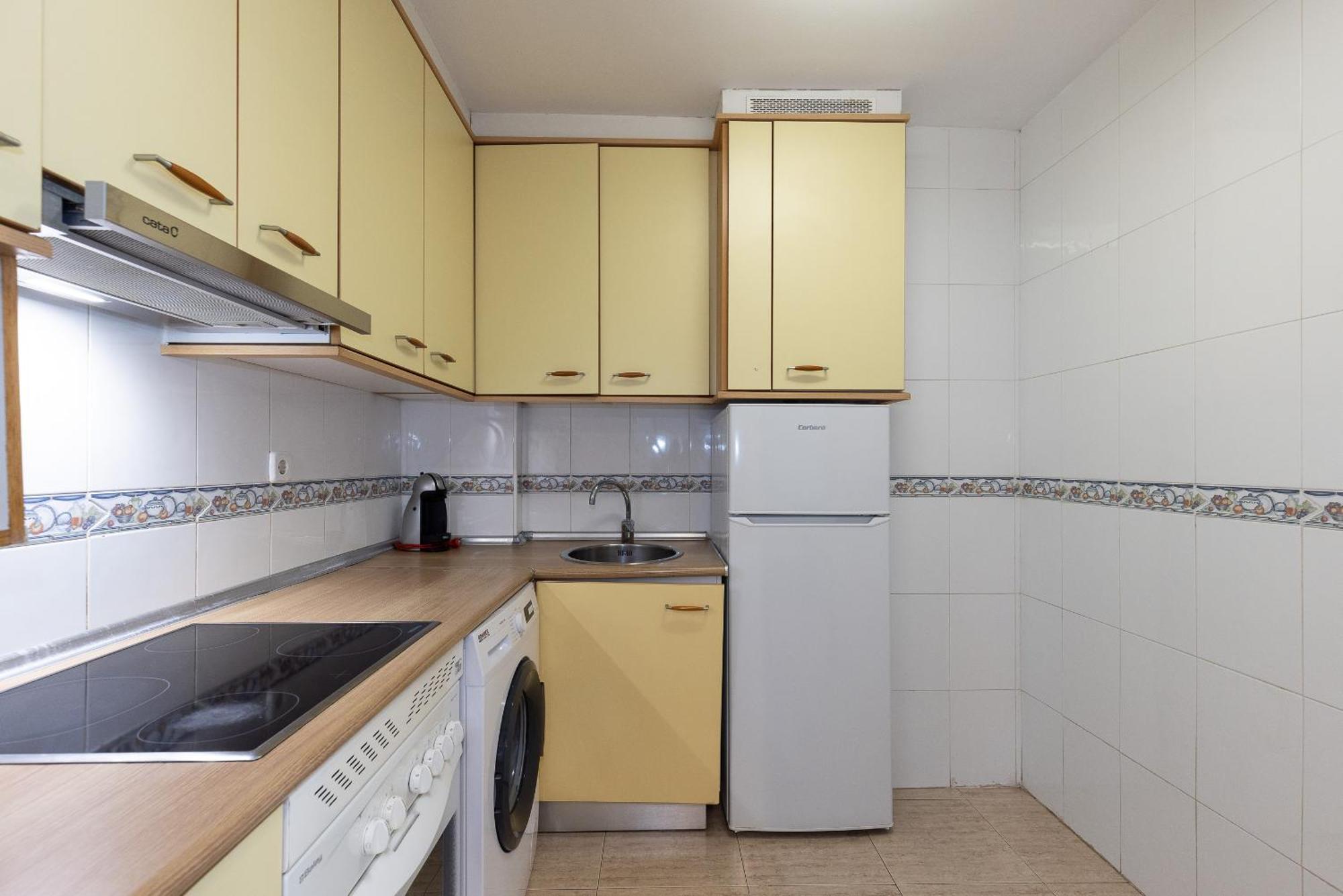 Rentalmar Families Larimar Салоу Екстериор снимка