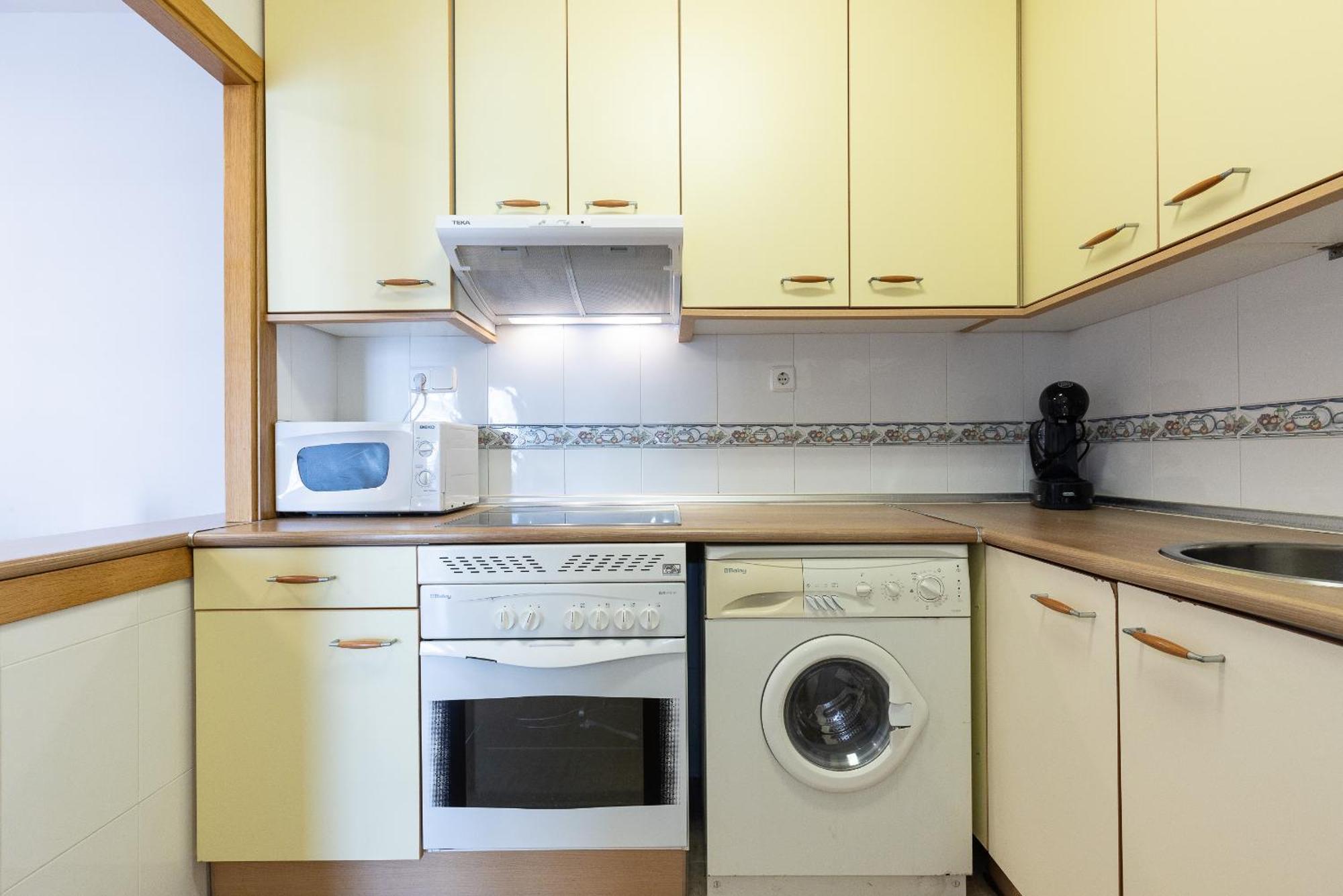 Rentalmar Families Larimar Салоу Екстериор снимка